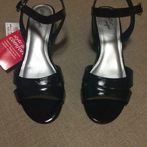 Ladies shoe